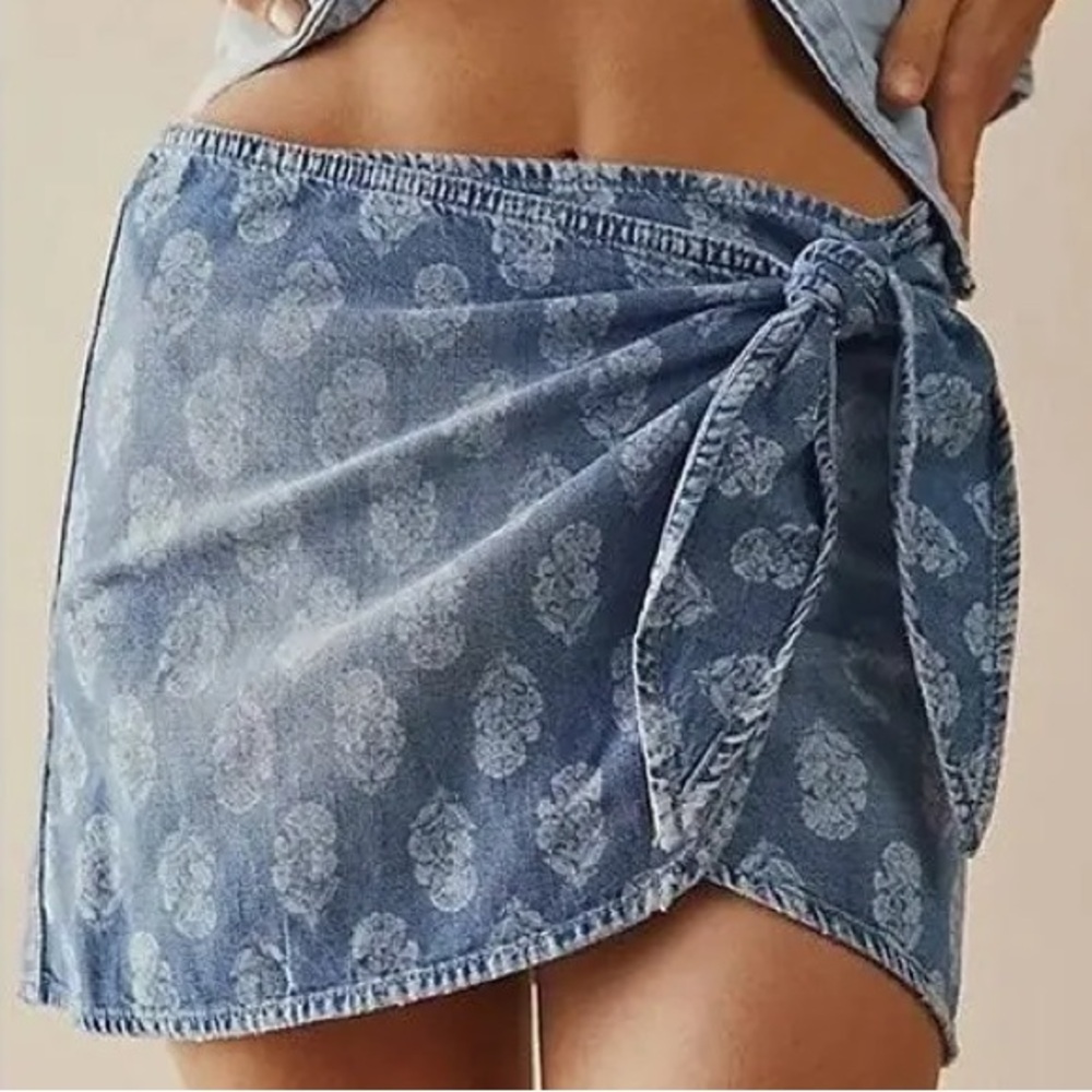NWOT Free People Peaches Mini Skirt Size 0